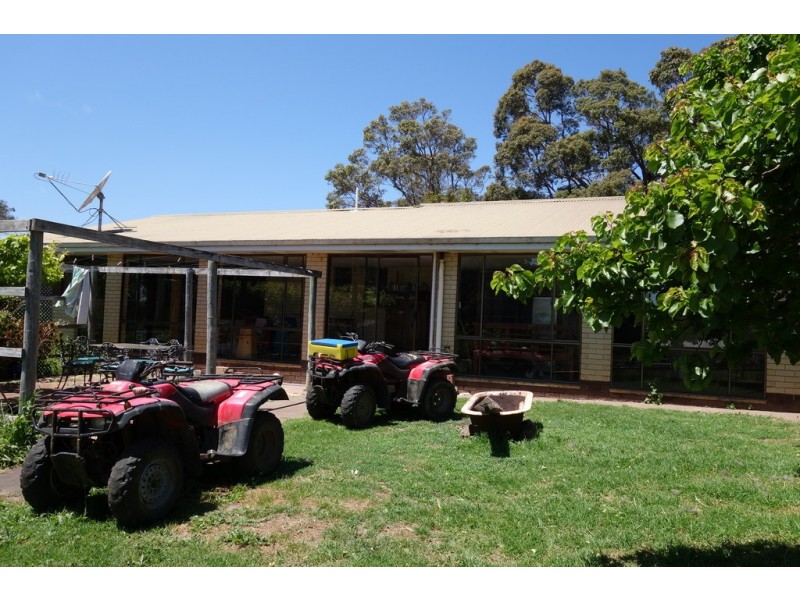 2892/195 Crozier Road, Rosa Brook WA 6285