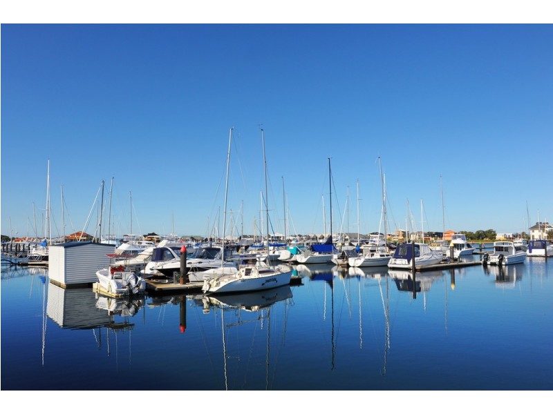 15 Bream Quadrant, Geographe WA 6280