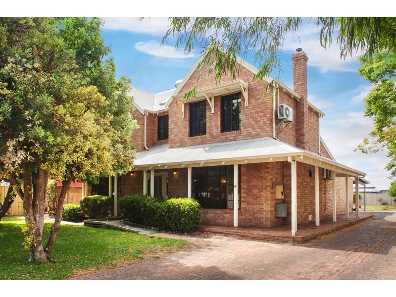 4 Adelaide Street, Busselton WA 6280