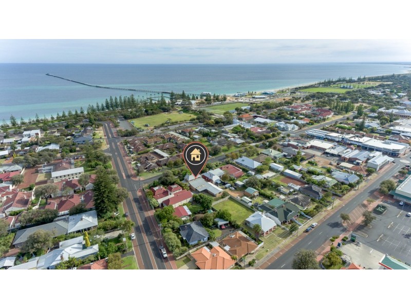 4 Adelaide Street, Busselton WA 6280