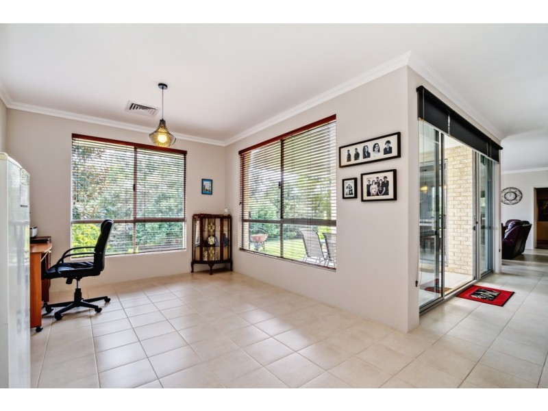 6 Fieldwall View, Vasse WA 6280