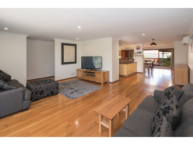 39 George Way, Broadwater WA 6280