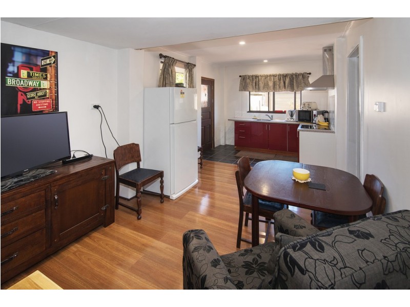 39 George Way, Broadwater WA 6280