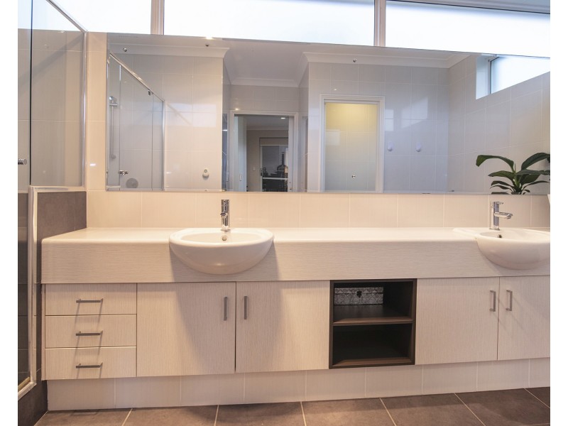 3 Cobbler Road, Broadwater WA 6280