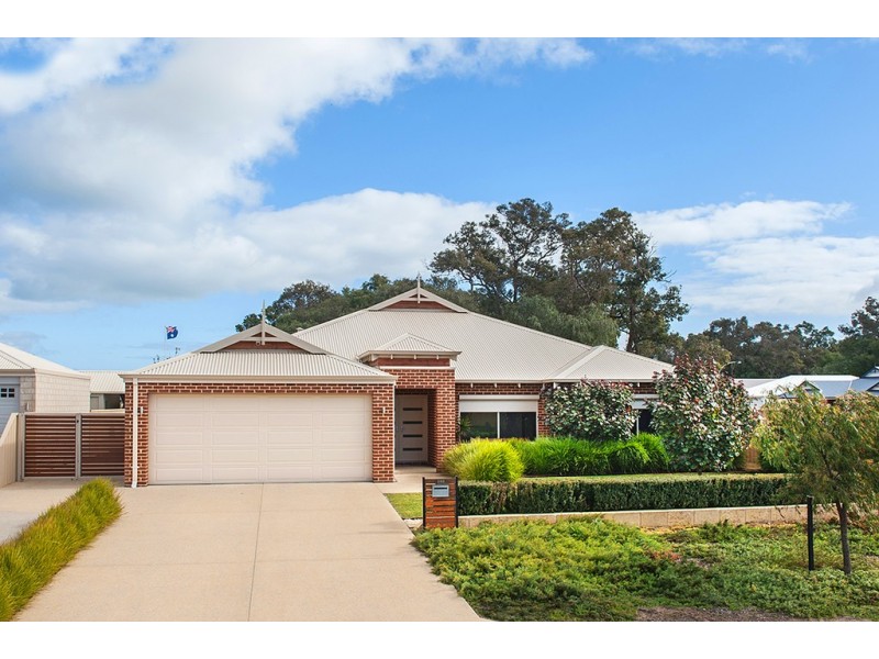 108 Hawker Approach, Yalyalup WA 6280