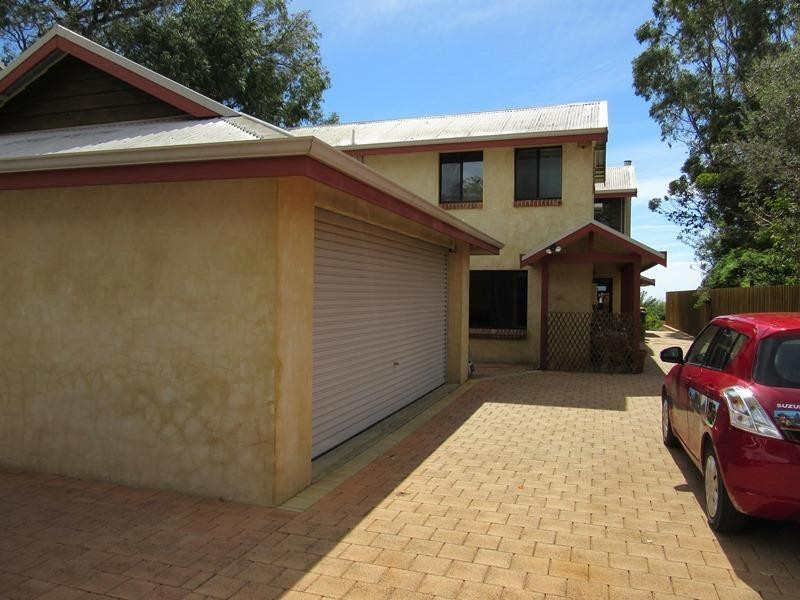2/624 Caves Road, Marybrook WA 6280