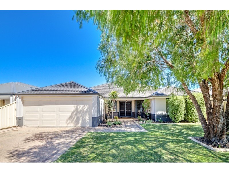 8 Stanford Drive, Abbey WA 6280