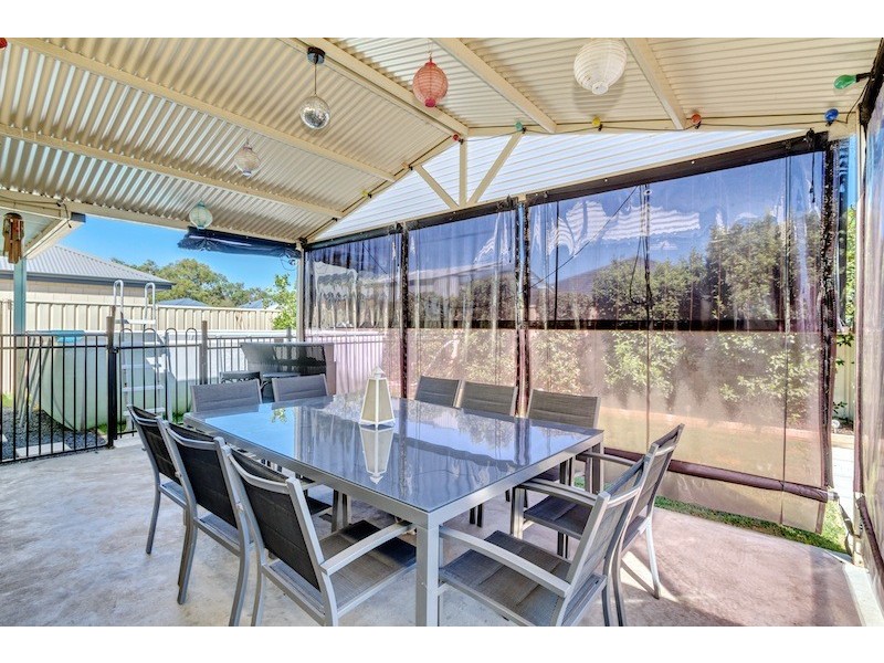 8 Stanford Drive, Abbey WA 6280