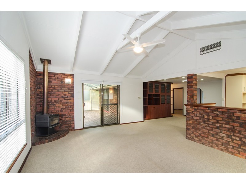 27 William Drive, Busselton WA 6280