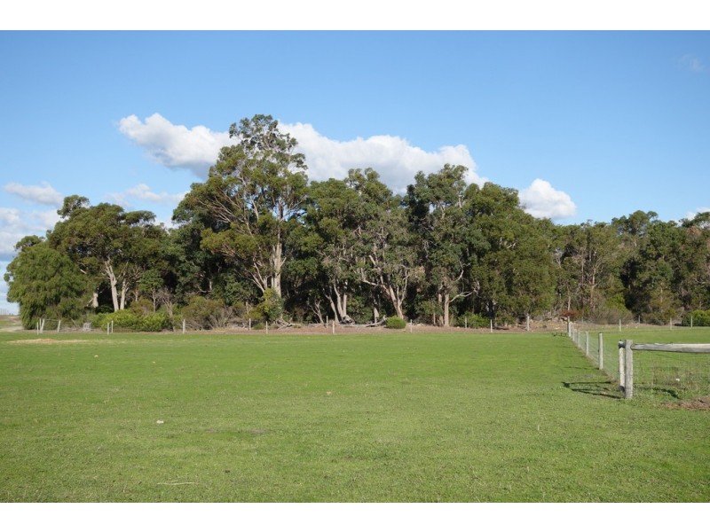 181 Silverwood Road, Metricup WA 6280