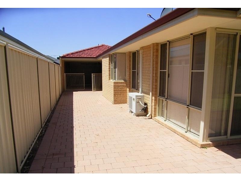 18 Seahorse Crescent, Geographe WA 6280