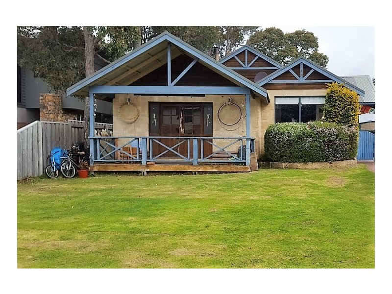 74 Norfolk Street, Dunsborough WA 6281