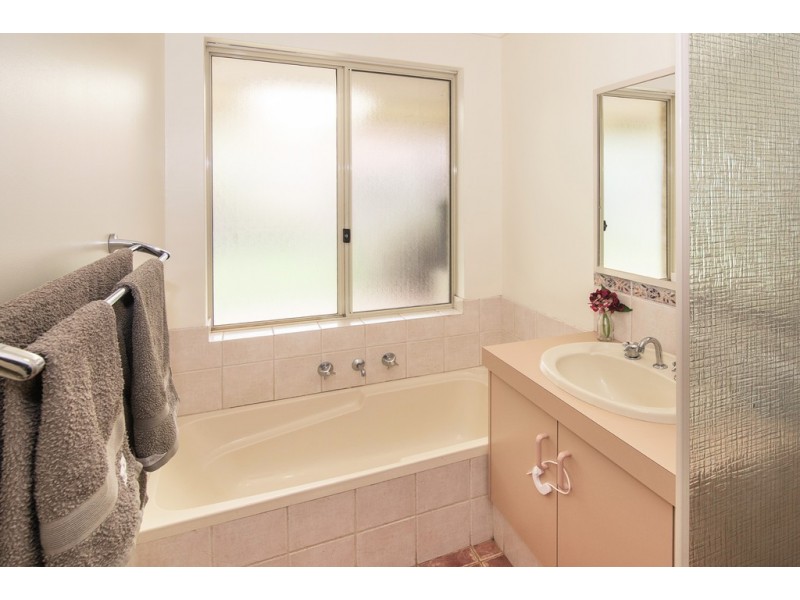 2 Beaufort Crescent, West Busselton WA 6280