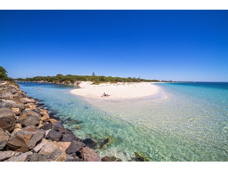 6/1 Dorset Street, West Busselton WA 6280