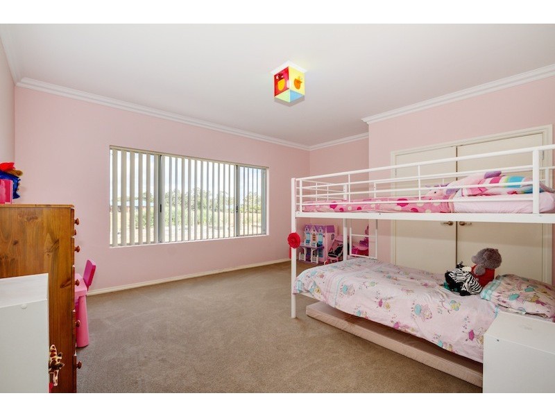 80 Everwood Glade, Ambergate WA 6280