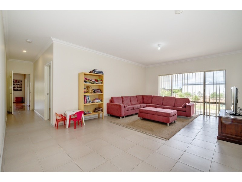 80 Everwood Glade, Ambergate WA 6280