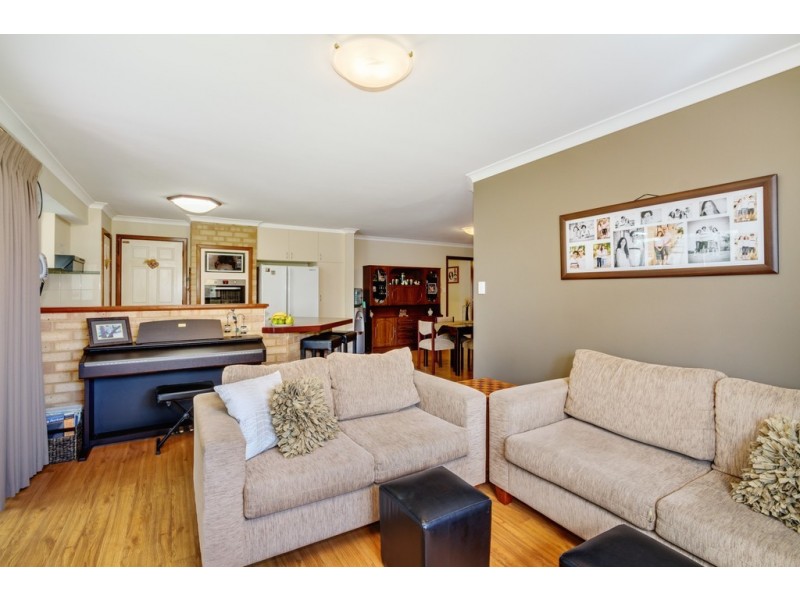 6 Dakota Close, West Busselton WA 6280