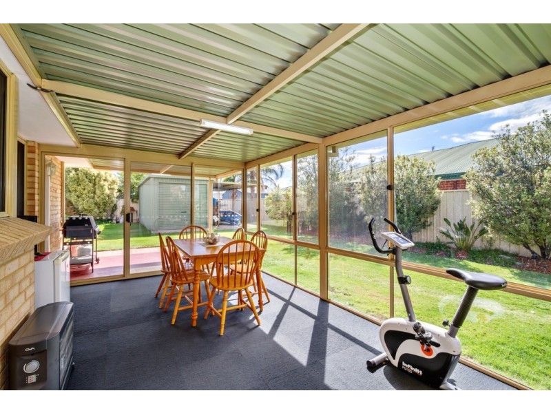 6 Dakota Close, West Busselton WA 6280