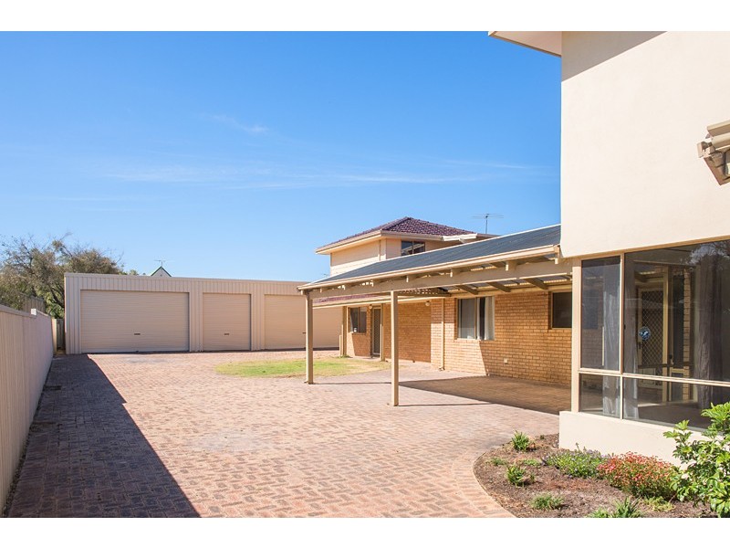 82 Layman Road, Wonnerup WA 6280