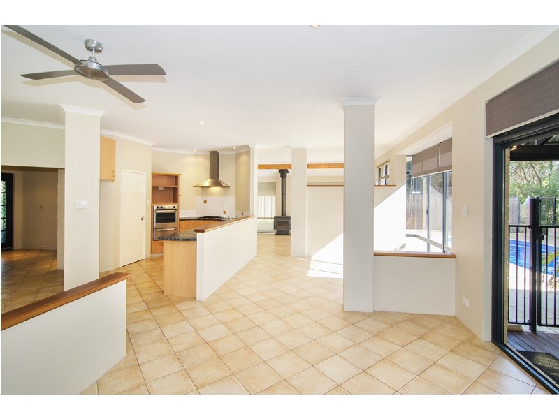 9 Mussel Court, Geographe WA 6280