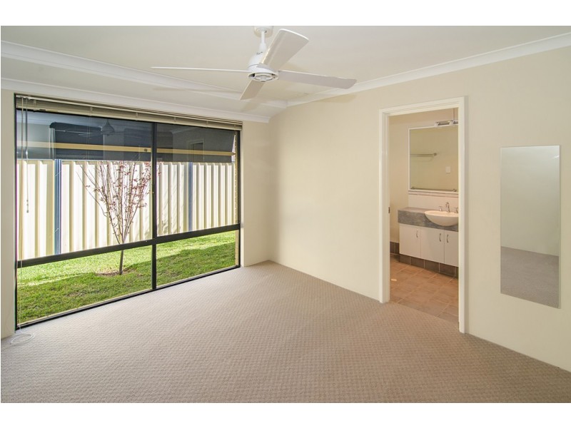 9 Mussel Court, Geographe WA 6280