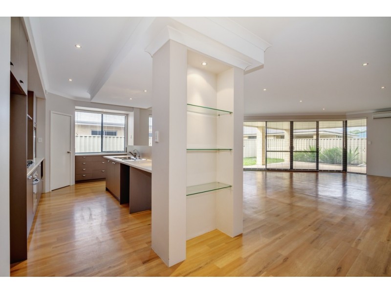 17 Wagon Entrance, Broadwater WA 6280