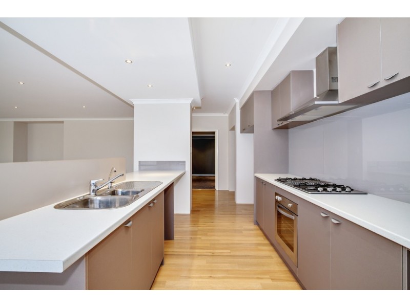 17 Wagon Entrance, Broadwater WA 6280