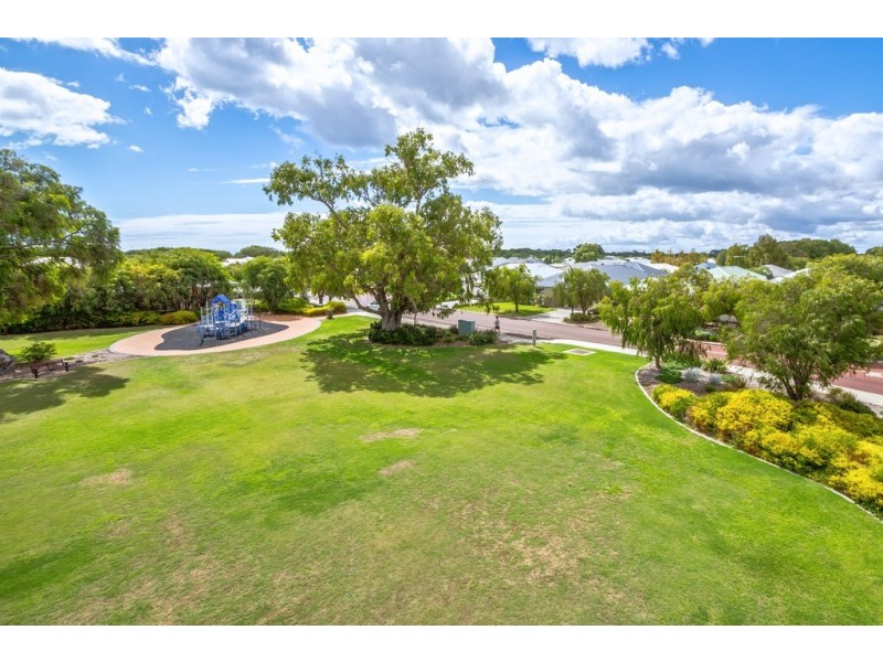 17 Wagon Entrance, Broadwater WA 6280