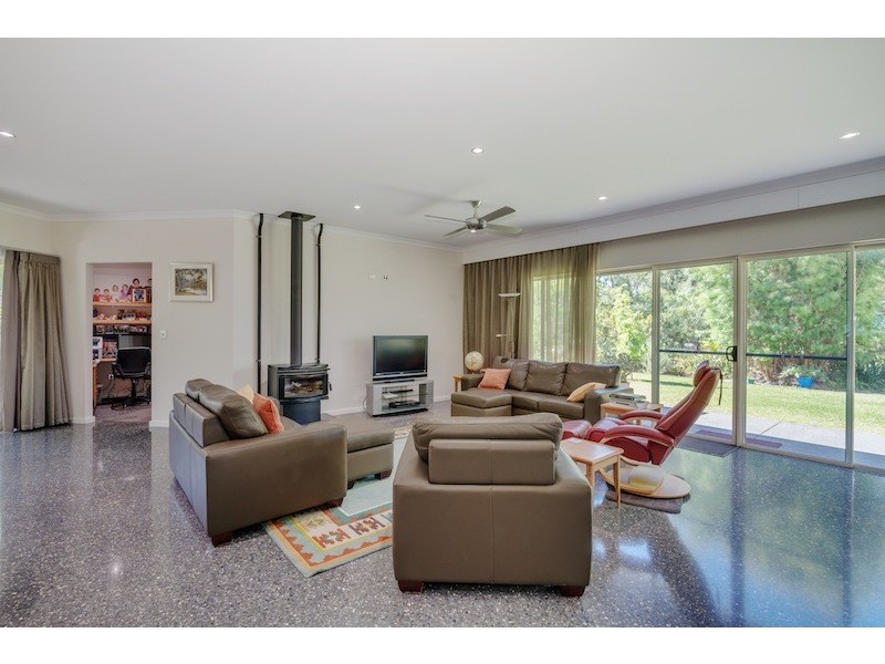 37 Angus Close, Bovell WA 6280