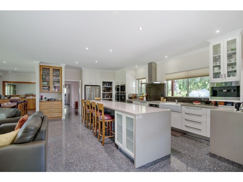 37 Angus Close, Bovell WA 6280