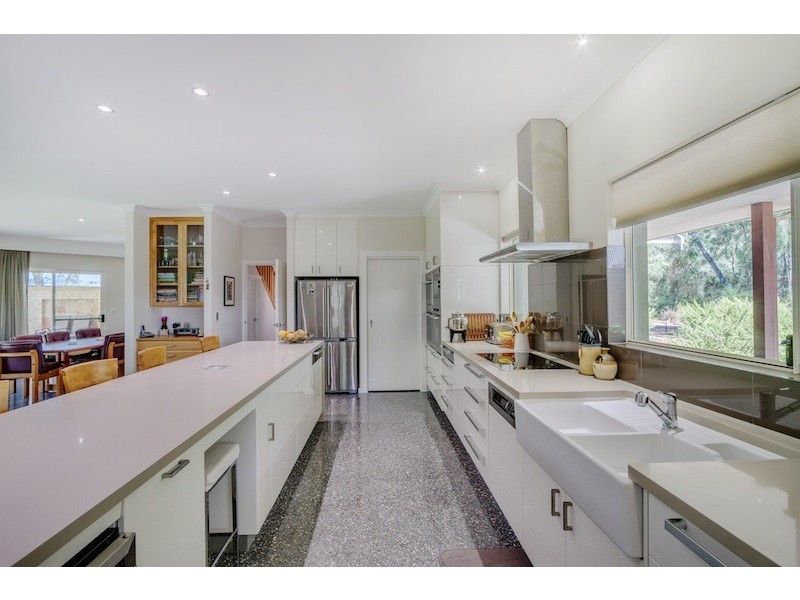 37 Angus Close, Bovell WA 6280