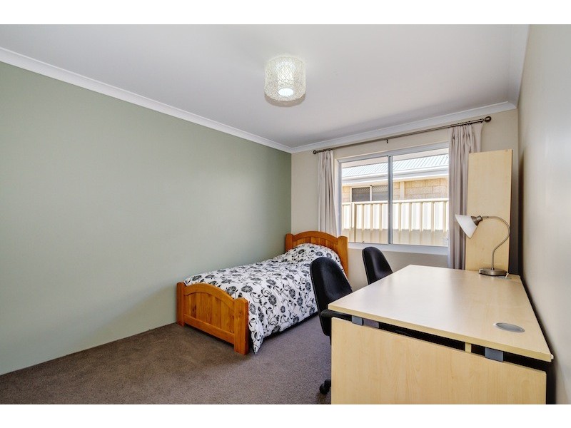 12 Blue Manna Mews, Geographe WA 6280