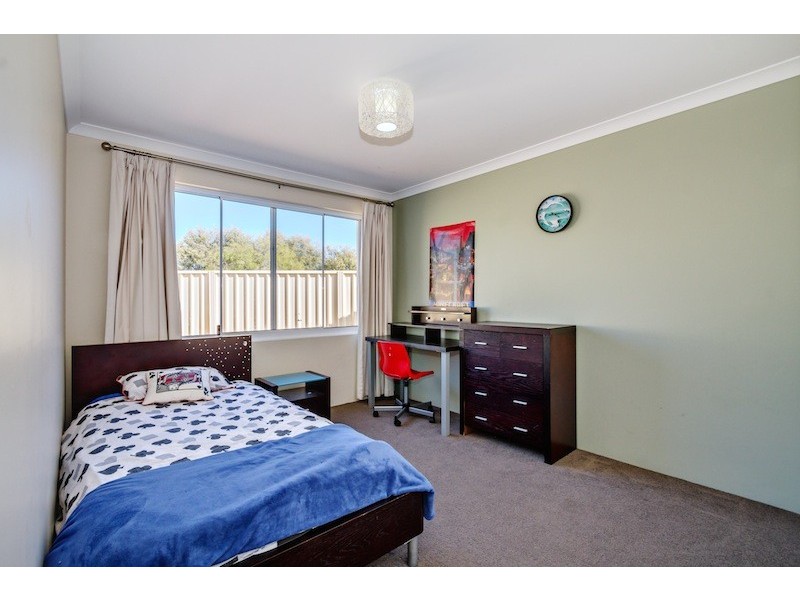 12 Blue Manna Mews, Geographe WA 6280