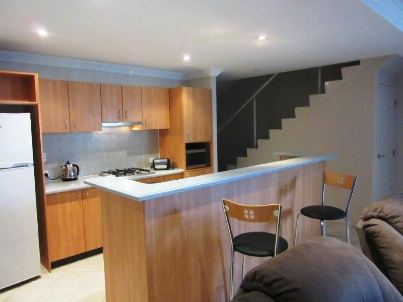 1/18 Bonnefoi Boulevard, Bunbury WA 6230