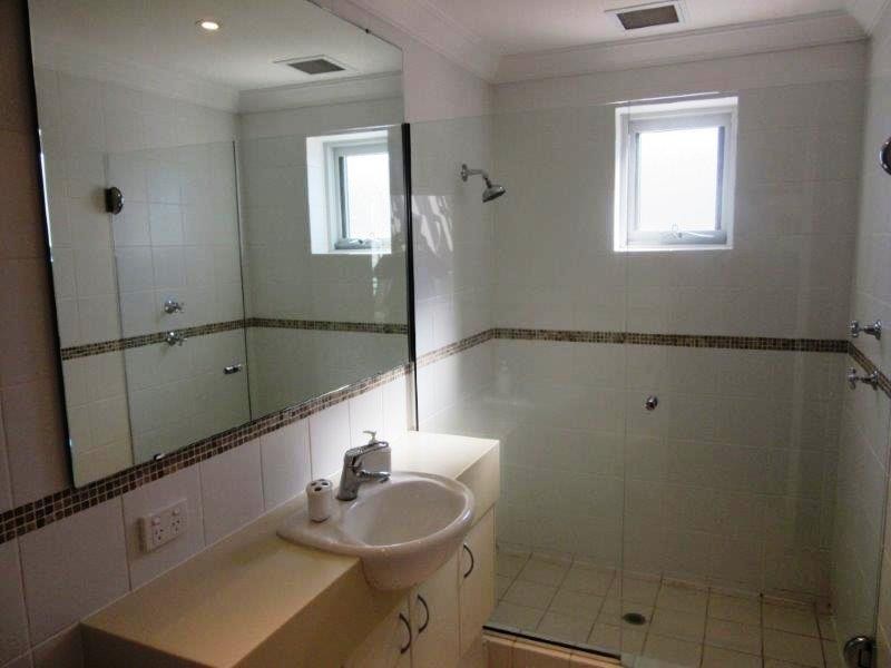 1/18 Bonnefoi Boulevard, Bunbury WA 6230
