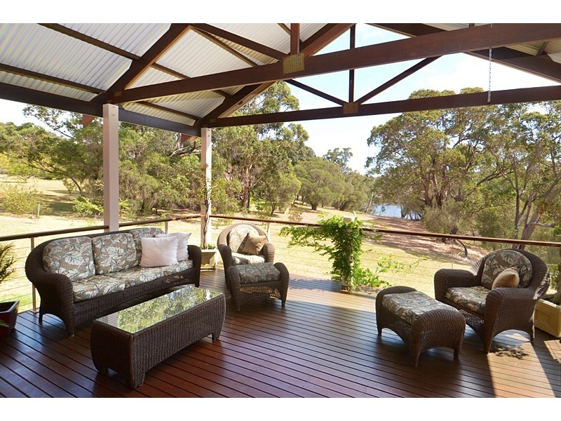 400 Roxburgh Road, Margaret River WA 6285