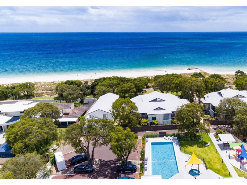 3/12 Little Colin Street, Broadwater WA 6280