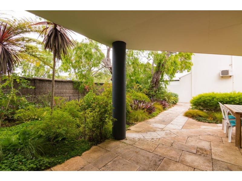 3/12 Little Colin Street, Broadwater WA 6280