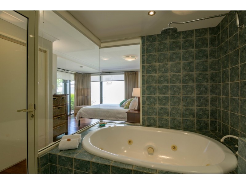 3/12 Little Colin Street, Broadwater WA 6280