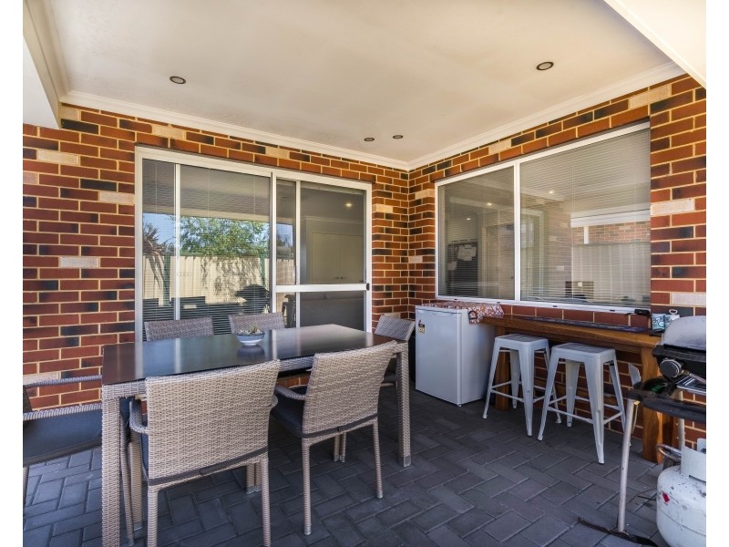 19 Paterson Drive, Yalyalup WA 6280