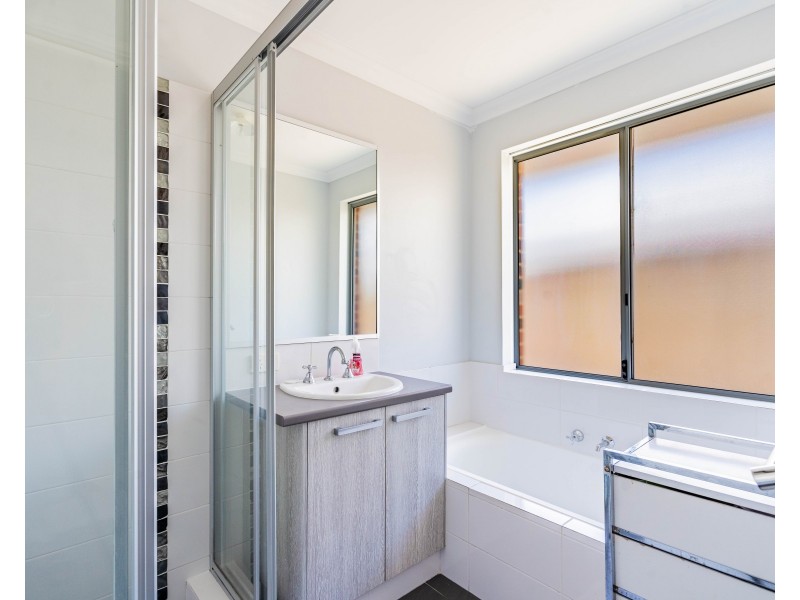 19 Paterson Drive, Yalyalup WA 6280