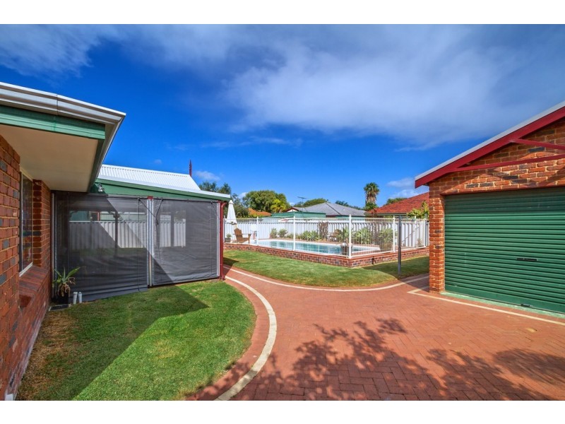 49 Avocet Boulevard, Geographe WA 6280