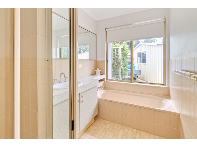 2 Donald Way, Geographe WA 6280