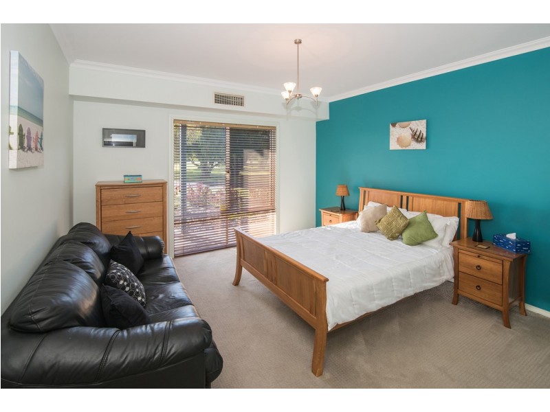 21 Hovea Crescent, West Busselton WA 6280