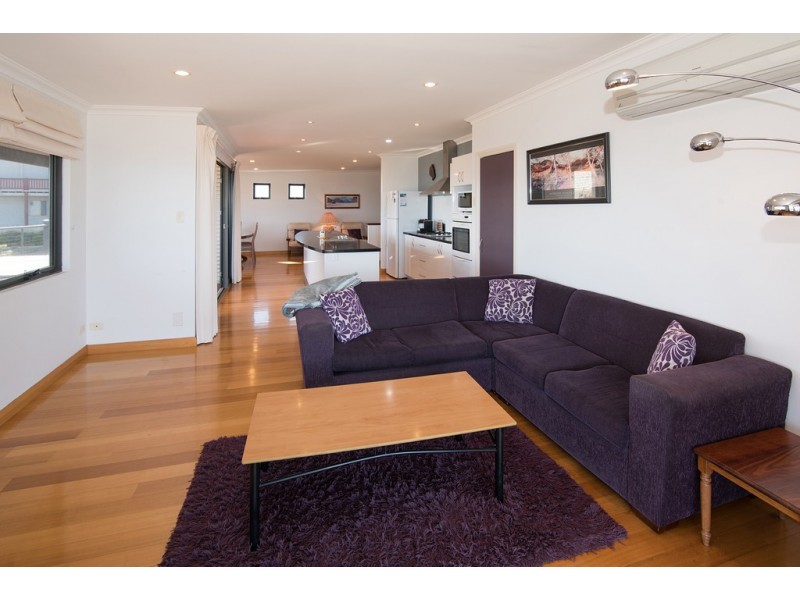 27 Ocean Blue Loop, Peppermint Grove Beach WA 6271