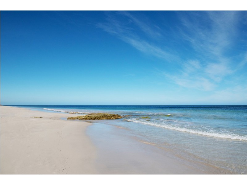 27 Ocean Blue Loop, Peppermint Grove Beach WA 6271