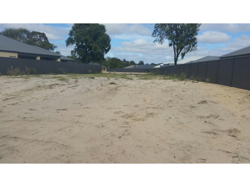91 Clydebank Avenue, West Busselton WA 6280