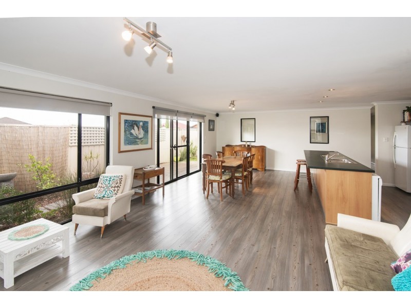 28 Stanford Drive, Abbey WA 6280