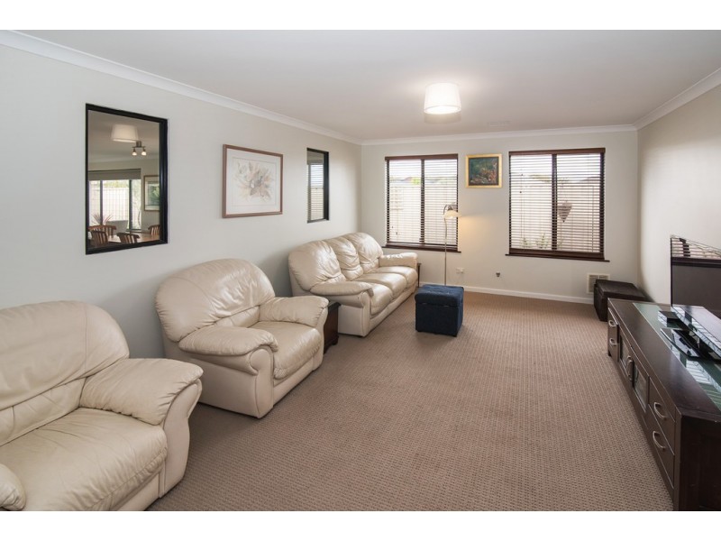 28 Stanford Drive, Abbey WA 6280