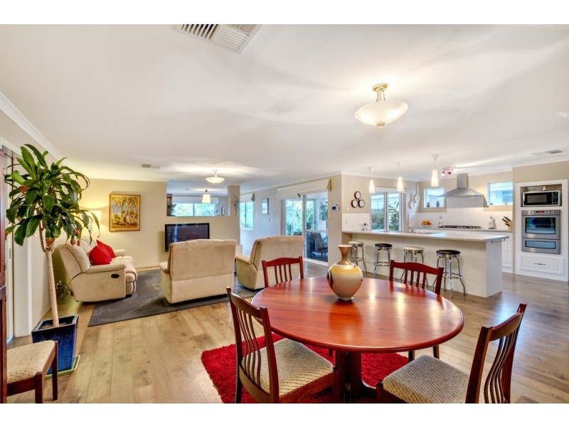 6 Harrow Terrace, Vasse WA 6280